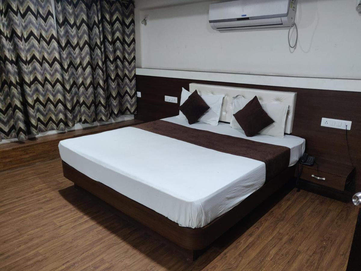Hotel Vaidehi Udaipur Esterno foto